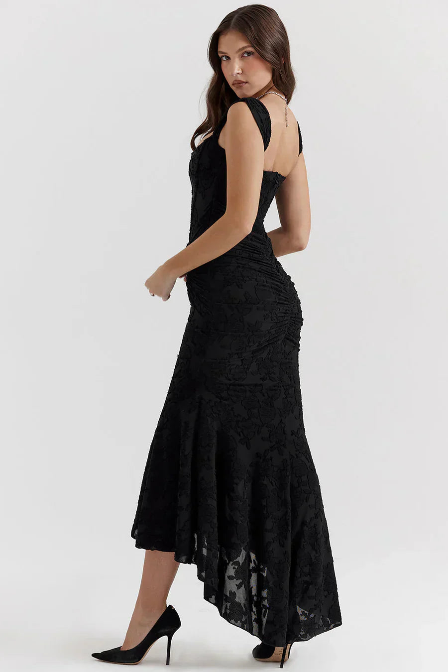 Elegancka sukienka maxi