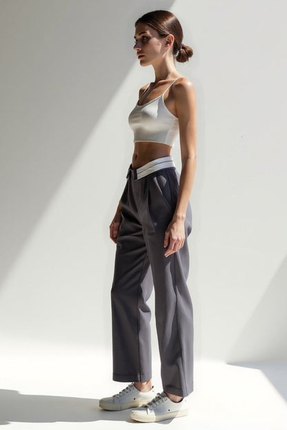 Eleganckie spodnie cropped | Kontrastowy detal w pasie | Prosty krój