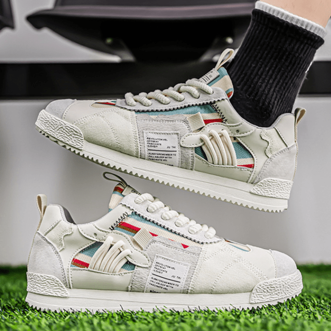 UNIQ™ | Trampki retro w limitowanej edycji