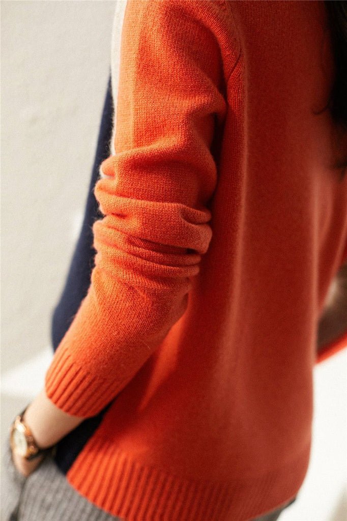 Vera - granatowo-pomarańczowy sweter z paskami retro